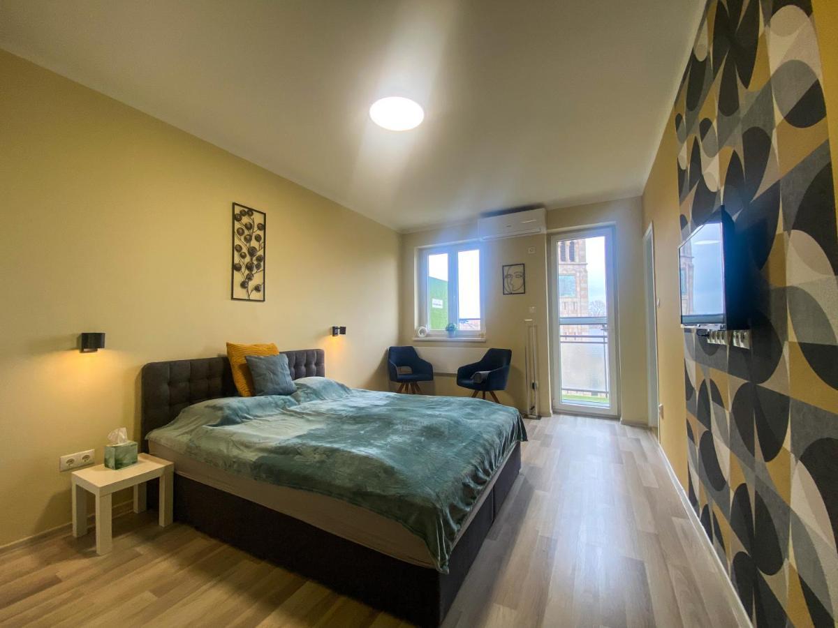 Fresh Smartly Designed Studio Flat & Sunny Balcony Будапешт Экстерьер фото